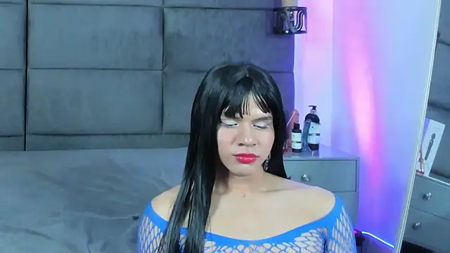 Slenna Moon online show from 8, 11, 2025