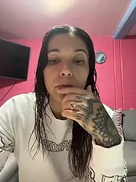 Snapshot of emperatrixsex chatting on 22, 9, 2025 emperatrixsex online show from 22, 9, 2025