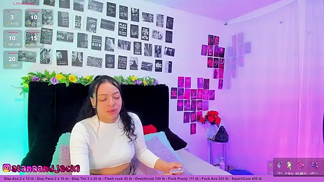 Snapshot of Sarahandzack chatting on 13, 9, 2025 Sarahandzack online show from 13, 9, 2025