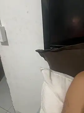 aline2007 online show from 13, 9, 2025