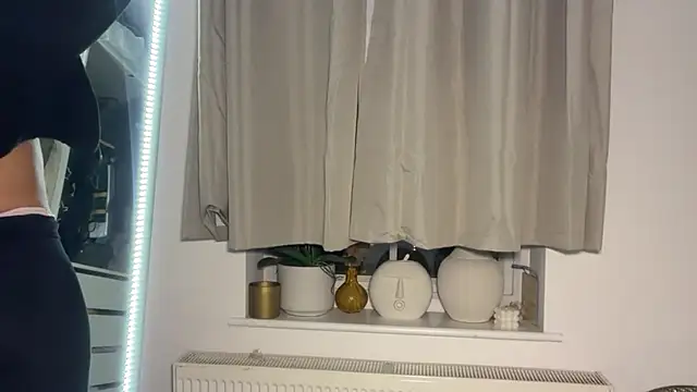 KayleeBella online show from 3, 11, 2025