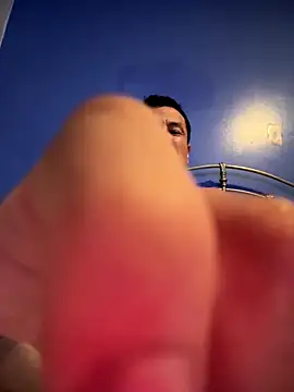 Snapshot of stevo170t chatting on 16, 11, 2025 stevo170t online show from 16, 11, 2025