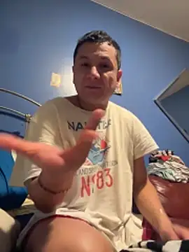 Snapshot of stevo170t chatting on 27, 11, 2025 stevo170t online show from 27, 11, 2025