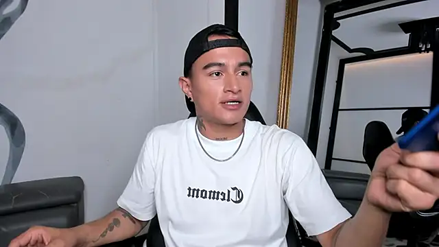 LiamDeep online show from 4, 10, 2025