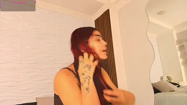 Snapshot of KimberlyLoren chatting on 3, 10, 2025 KimberlyLoren online show from 3, 10, 2025