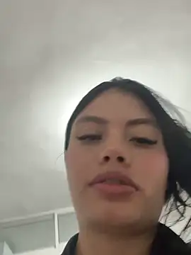 Snapshot of fendi_E chatting on 11, 9, 2025 fendi E online show from 11, 9, 2025