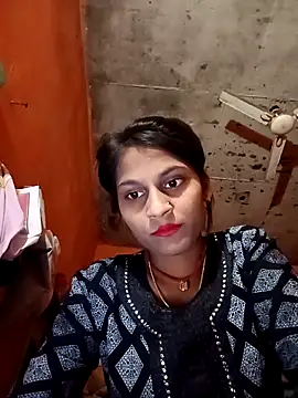 Snapshot of Jyoti_thakurr chatting on 7, 11, 2025 Jyoti thakurr online show from 7, 11, 2025