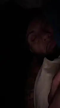 Snapshot of Lunablu13 chatting on 15, 12, 2025 Lunablu13 online show from 15, 12, 2025