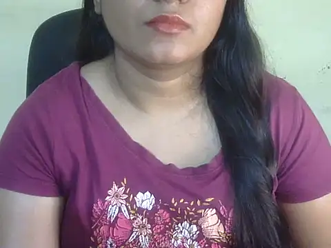 Snapshot of Aanya_Hazel chatting on 2, 11, 2025 Aanya Hazel online show from 2, 11, 2025