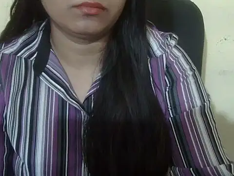 Snapshot of Aanya_Hazel chatting on 1, 12, 2025 Aanya Hazel online show from 1, 12, 2025