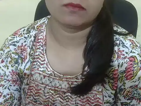 Snapshot of Aanya_Hazel chatting on 2, 12, 2025 Aanya Hazel online show from 2, 12, 2025