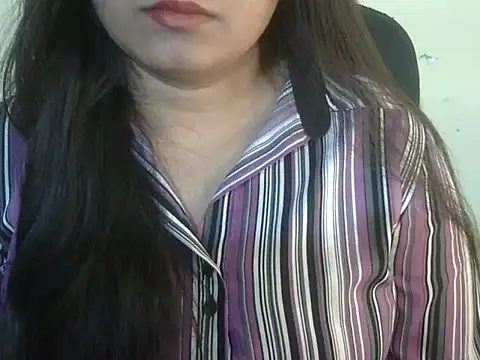 Snapshot of Aanya_Hazel chatting on 18, 12, 2025 Aanya Hazel online show from 18, 12, 2025