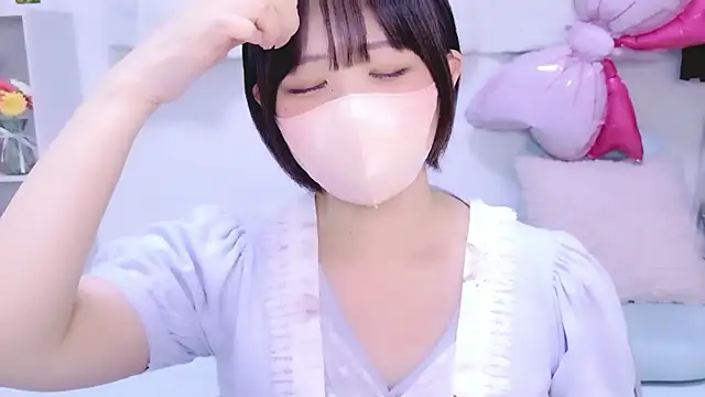 Hinata Sun online show from 9, 5, 2026