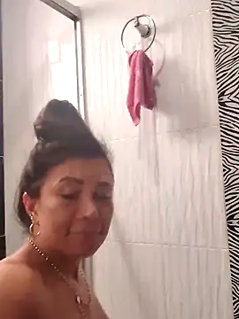 mia mancinii online show from 4, 4, 2026