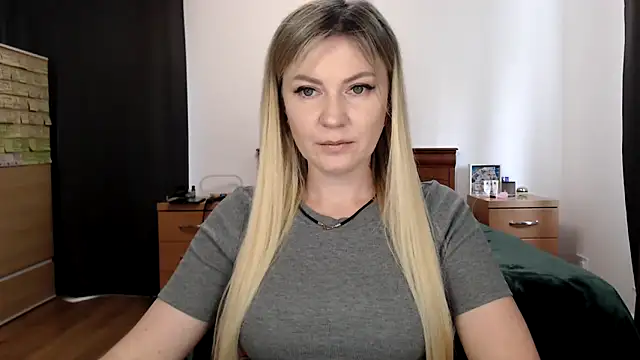 ParadiseAlina online show from 13, 10, 2025