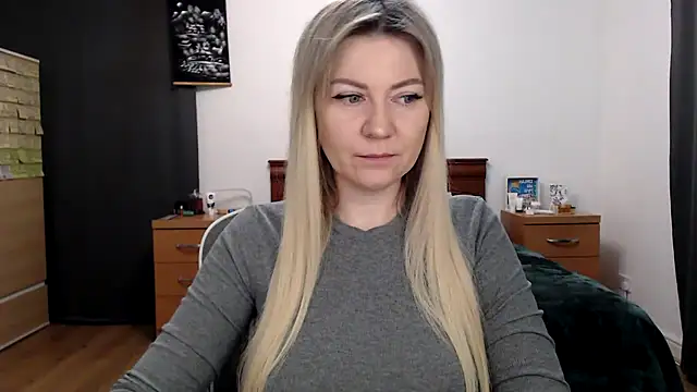 ParadiseAlina online show from 18, 1, 2026