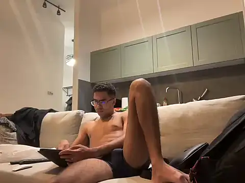 Snapshot of Markitos2323 chatting on 24, 11, 2025 Markitos2323 online show from 24, 11, 2025