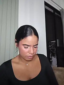 Snapshot of SheyLopez chatting on 17, 7, 2026 SheyLopez online show from 17, 7, 2026