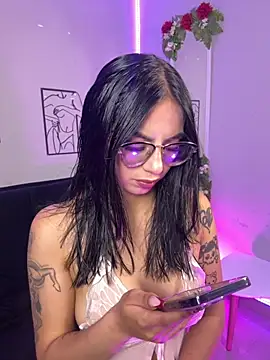 Snapshot of Clawd_hot chatting on 12, 9, 2025 Clawd hot online show from 12, 9, 2025