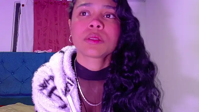 Snapshot of Kristall_06 chatting on 9, 7, 2026 Kristall 06 online show from 9, 7, 2026