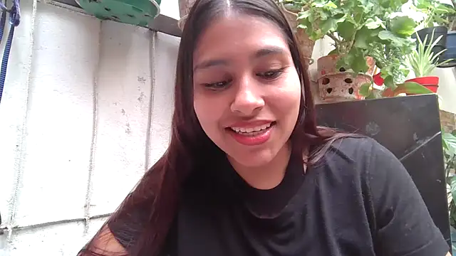 Snapshot of zairabreze chatting on 5, 11, 2025 zairabreze online show from 5, 11, 2025