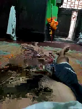 Snapshot of biswasb900 chatting on 11, 9, 2025 biswasb900 online show from 11, 9, 2025