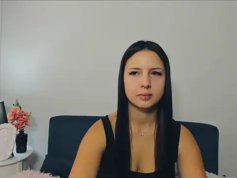 TaliaAdorable online show from 3, 10, 2025