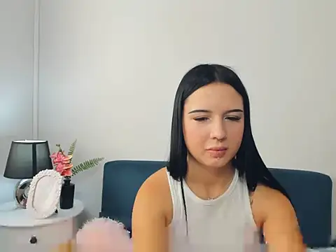 TaliaAdorable online show from 4, 10, 2025