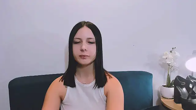 TaliaAdorable online show from 13, 1, 2026