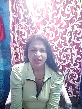 Snapshot of Sexy_Ruby04 chatting on 3, 10, 2025 Sexy Ruby04 online show from 3, 10, 2025