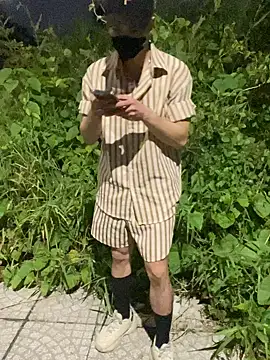 Snapshot of anhkiet_huang chatting on 12, 10, 2025 anhkiet huang online show from 12, 10, 2025