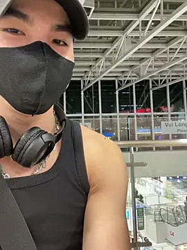 Snapshot of anhkiet_huang chatting on 16, 10, 2025 anhkiet huang online show from 16, 10, 2025