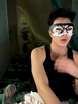 Snapshot of anhkiet_huang chatting on 26, 10, 2025 anhkiet huang online show from 26, 10, 2025