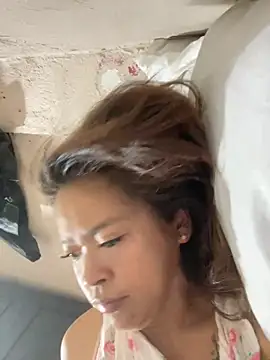 prettyslut69 online show from 5, 3, 2026