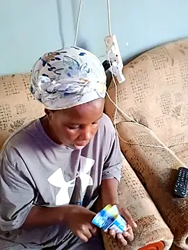 Snapshot of sweetdebbiexxxx chatting on 18, 12, 2025 sweetdebbiexxxx online show from 18, 12, 2025