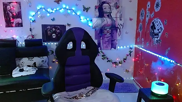 Snapshot of carol_20 chatting on 12, 12, 2024 carol 20 online show from 12, 12, 2024