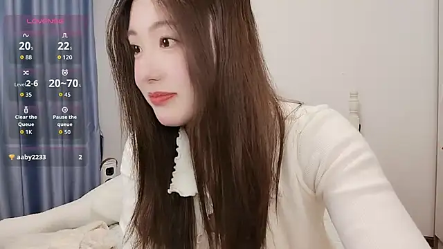 Snapshot of Luna_868 chatting on 14, 11, 2025 Luna 868 online show from 14, 11, 2025