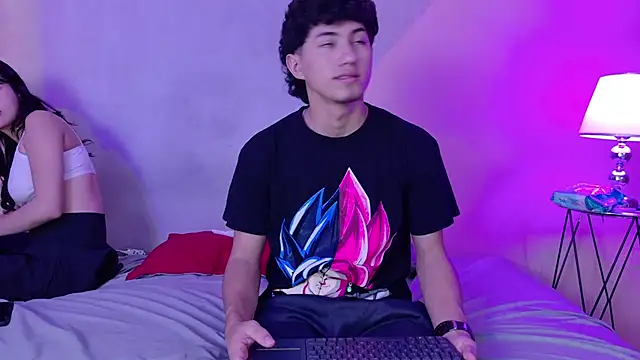 Laura and Kevin online show from 11, 9, 2025