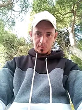 Snapshot of JuanD_vero chatting on 16, 11, 2025 JuanD vero online show from 16, 11, 2025
