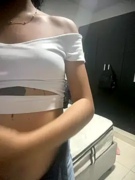 Snapshot of KarimAnxiex chatting on 25, 9, 2025 KarimAnxiex online show from 25, 9, 2025