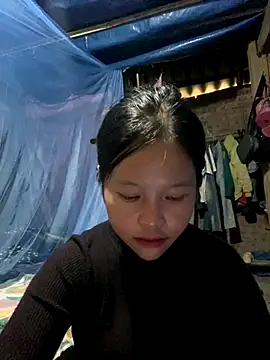 Snapshot of O_o_UwU_o_O chatting on 12, 11, 2025 O o UwU o O online show from 12, 11, 2025