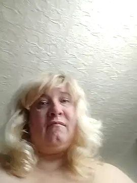 GlamMilena online show from 24, 2, 2025