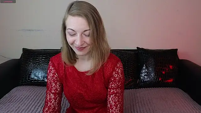 Snapshot of Katherine_Loveau chatting on 24, 9, 2025 Katherine Loveau online show from 24, 9, 2025