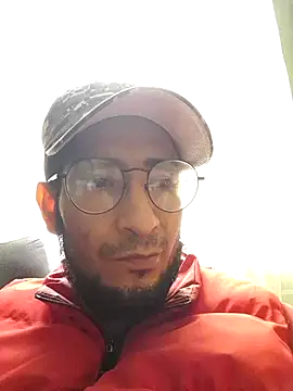 Snapshot of Bri25 chatting on 25, 10, 2025 Bri25 online show from 25, 10, 2025