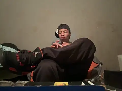 Tookey012 online show from 24, 9, 2025