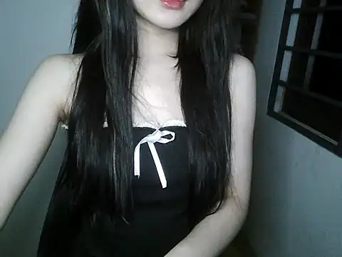 Snapshot of Annabelle-e chatting on 11, 9, 2025 Annabelle-e online show from 11, 9, 2025