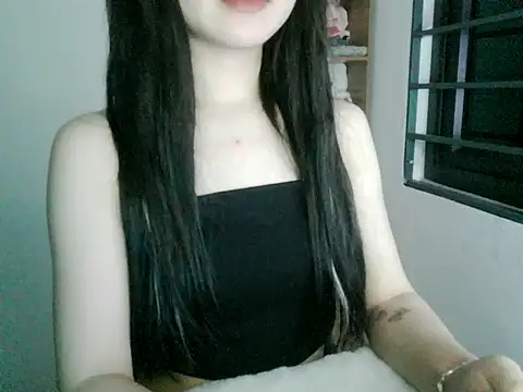 Snapshot of Annabelle-e chatting on 13, 10, 2025 Annabelle-e online show from 13, 10, 2025