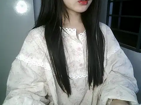 Snapshot of Annabelle-e chatting on 14, 12, 2025 Annabelle-e online show from 14, 12, 2025