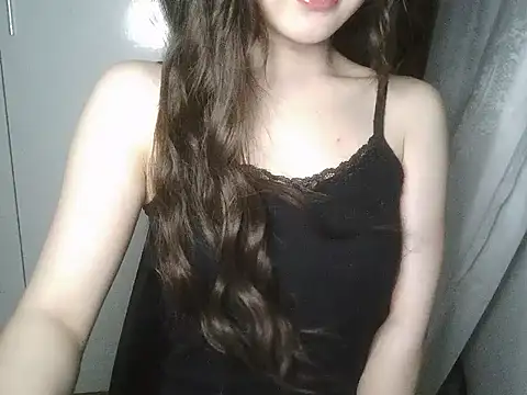 Snapshot of Annabelle-e chatting on 17, 5, 2026 Annabelle-e online show from 17, 5, 2026