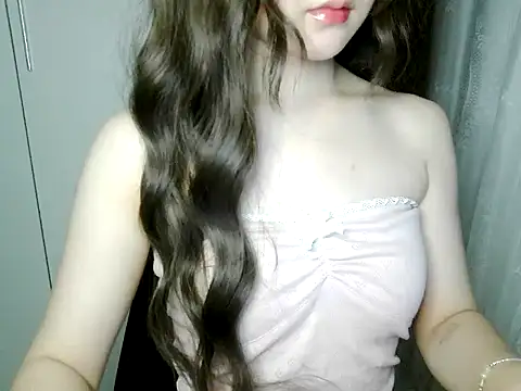 Snapshot of Annabelle-e chatting on 21, 5, 2026 Annabelle-e online show from 21, 5, 2026